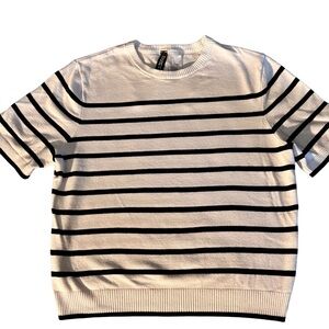 H&M White and Black Knit Top